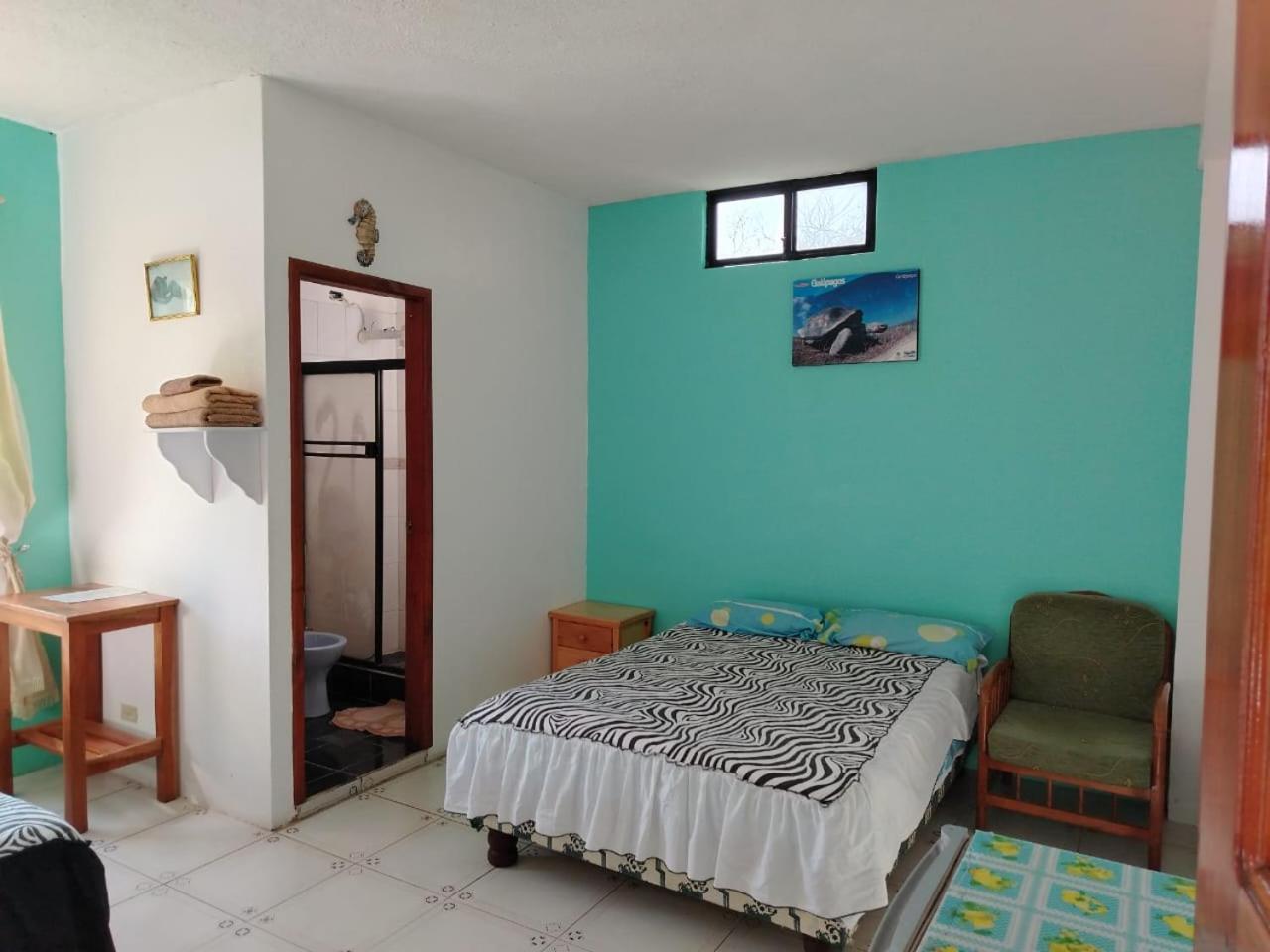 Casa De Celeste Puerto Baquerizo Moreno Exterior foto