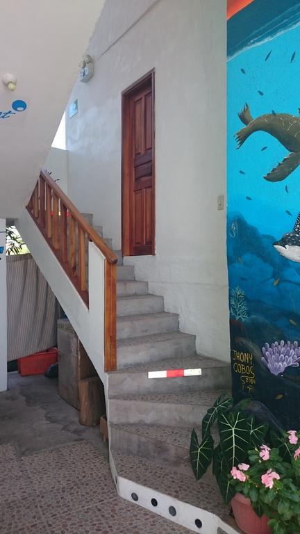 Casa De Celeste Puerto Baquerizo Moreno Exterior foto